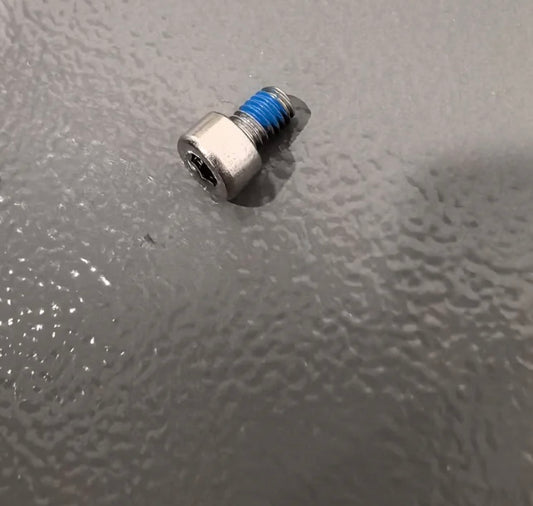 M4 hexagon socket screw 6m