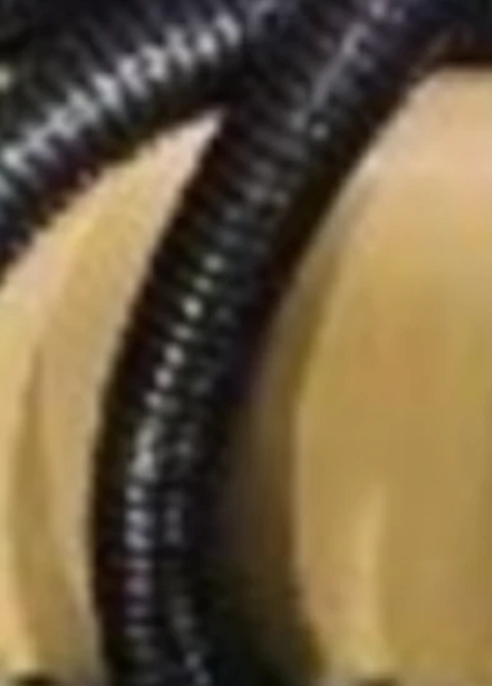 J100 Arm corrugated water pipe - back